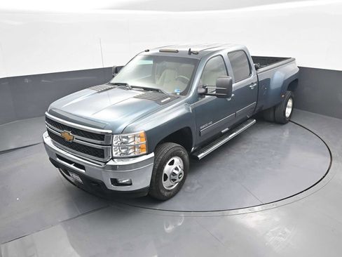 Used 2012 Chevrolet Silverado 3500 LTZ AWD/4WD image 34