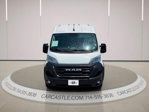 Used 2025 RAM ProMaster 2500 w/ Convenience Group FWD image 8