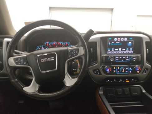 Used 2017 GMC Sierra 1500 SLT w/ SLT Premium Package AWD/4WD image 22