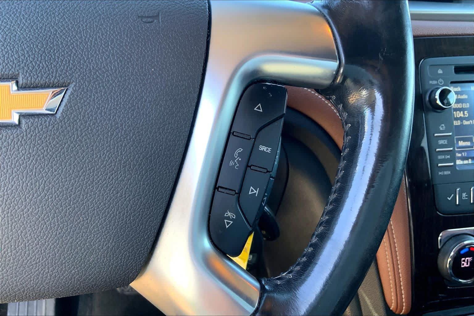 Used 2016 Chevrolet Traverse LTZ FWD image 23