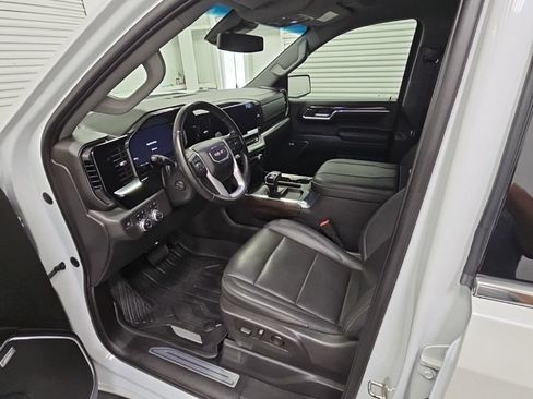 Used 2023 GMC Sierra 1500 SLT AWD/4WD image 11