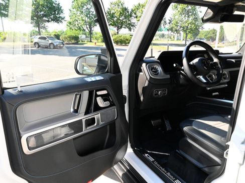 Used 2025 Mercedes-Benz G 580 w/ EQ Technology image 15