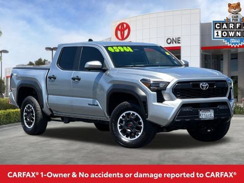 Used 2024 Toyota Tacoma TRD Off-Road w/ TRD Off Road Premium Package AWD/4WD image 2