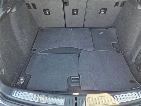 Used 2023 Porsche Macan S image 6