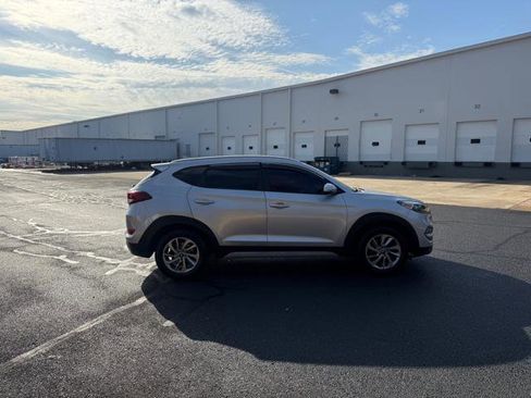 Used 2018 Hyundai Tucson SEL image 5