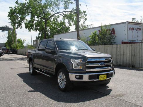Used 2016 Ford F150 Lariat w/ Equipment Group 501A Mid AWD/4WD image 2