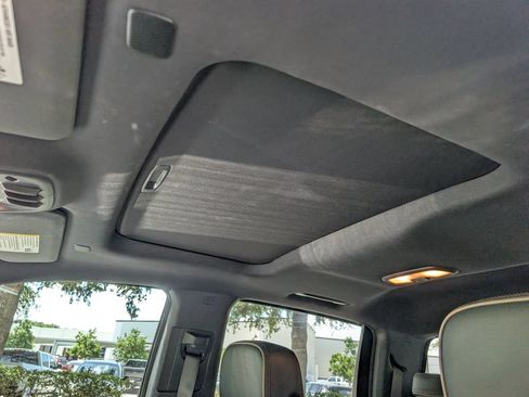 Used 2023 GMC Canyon Denali AWD/4WD image 25