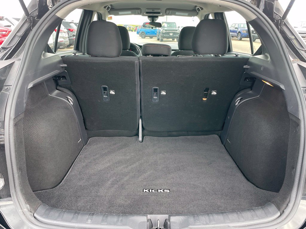 Used 2024 Nissan Kicks SR FWD image 25