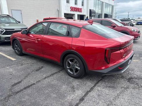 Used 2025 Kia K4 FWD image 5