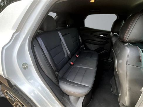 Used 2024 Chevrolet TrailBlazer RS FWD image 24