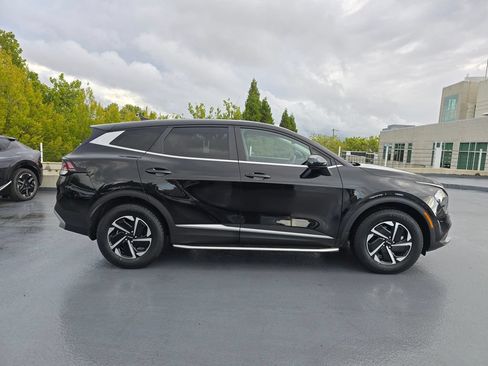 Certified 2023 Kia Sportage LX AWD/4WD image 3