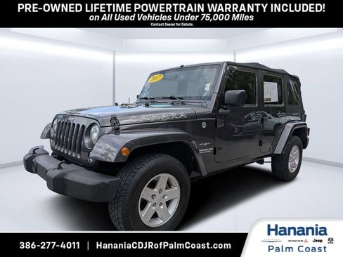 Used 2017 Jeep Wrangler Unlimited Sahara w/ Connectivity Group AWD/4WD image 7