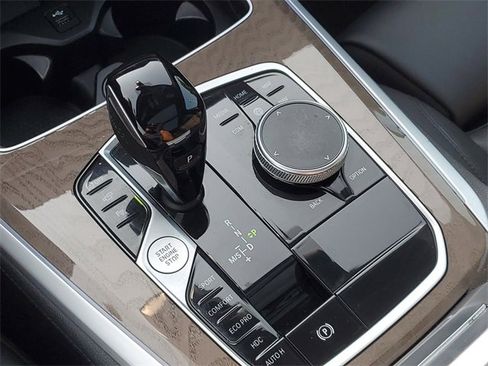 Used 2022 BMW X5 xDrive40i w/ Premium Package image 27