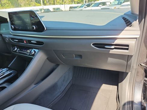 Used 2021 Hyundai Sonata SEL w/ Convenience Package image 19