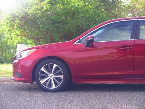 Used 2015 Subaru Legacy 2.5i Limited AWD/4WD image 19