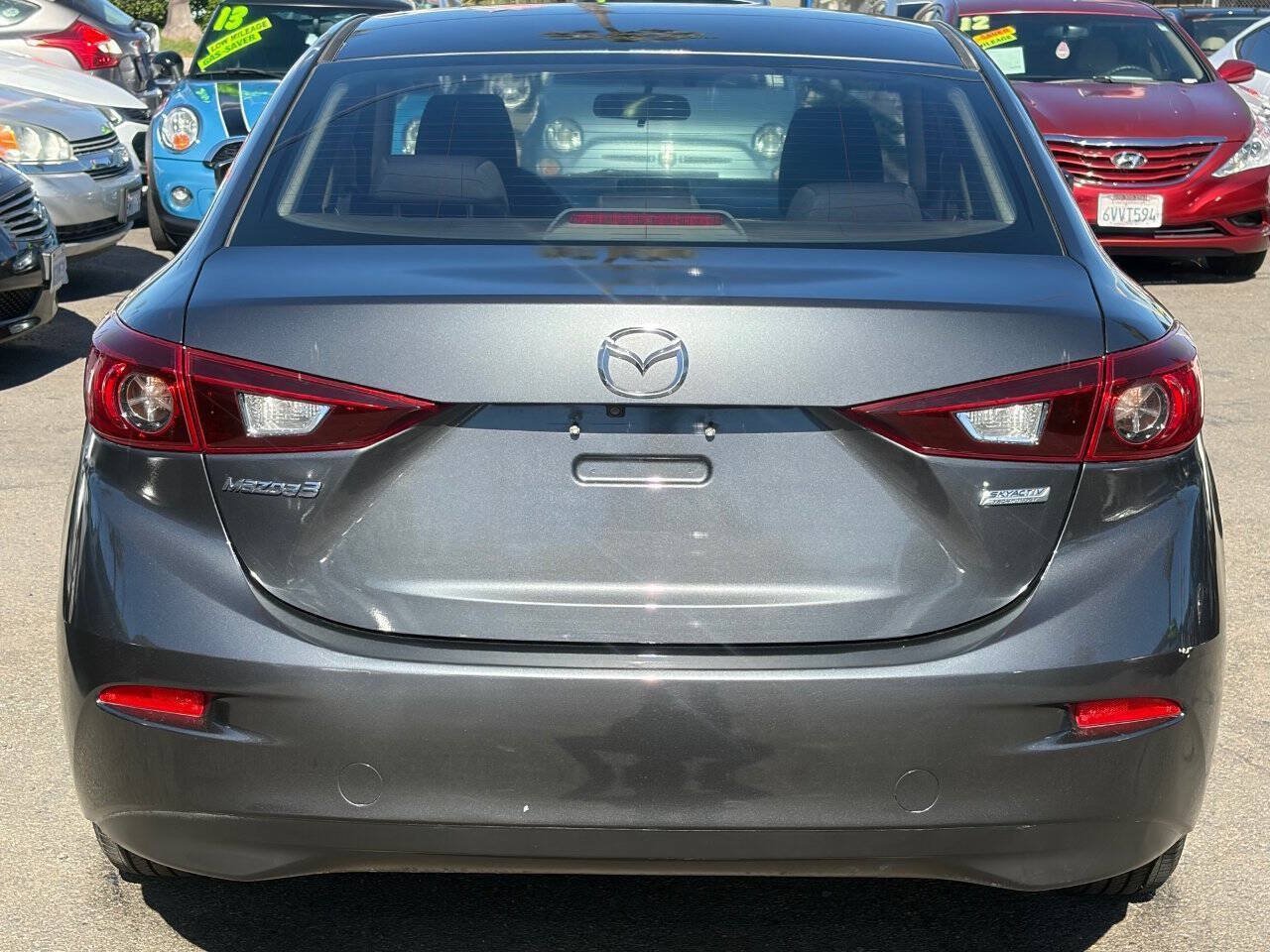 Used 2016 MAZDA MAZDA3 i Sport w/ Preferred Equipment Package FWD image 6