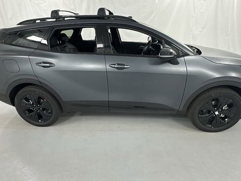 New 2025 Kia Sportage X-Line image 2