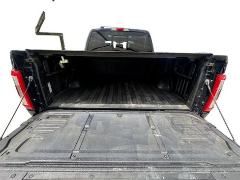 Used 2022 Ford F150 Lariat w/ Equipment Group 502A High AWD/4WD image 19