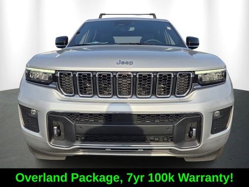 Certified 2023 Jeep Grand Cherokee Overland w/ Trailer Tow Prep Group (B) image 2