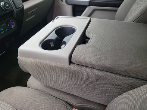 Used 2018 Ford F150 XLT RWD image 26