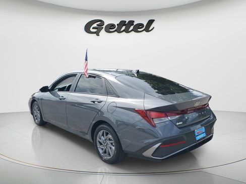 Certified 2024 Hyundai Elantra SEL FWD image 7