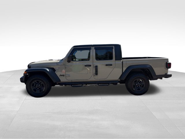 Used 2020 Jeep Gladiator Sport w/ Trailer Tow Package AWD/4WD image 6