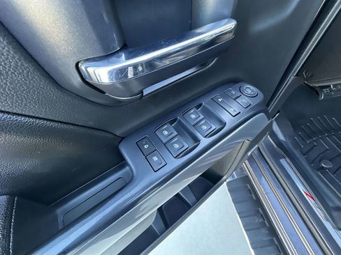 Used 2015 Chevrolet Silverado 2500 LTZ w/ Duramax Plus Package image 21