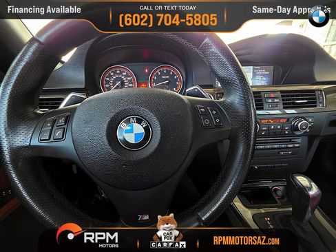 Used 2013 BMW 335i Convertible image 9