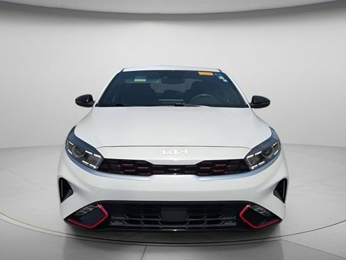 Used 2024 Kia Forte GT-Line w/ GT-Line Premium Package FWD image 4