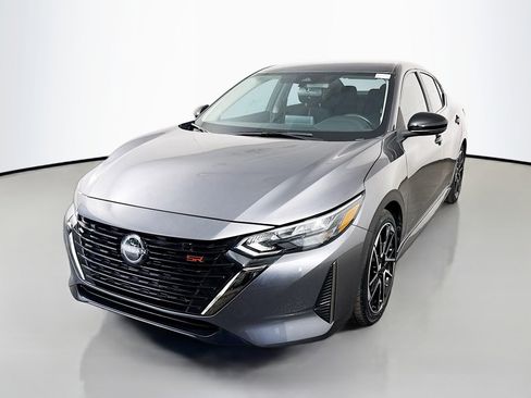 Used 2024 Nissan Sentra SR image 4