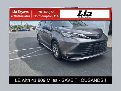 Used 2023 Toyota Sienna LE