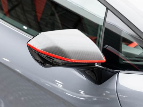 Used 2024 Lamborghini Revuelto image 47