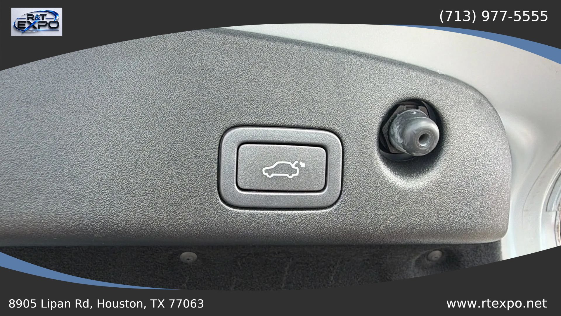Used 2011 Jaguar XJ L RWD image 35
