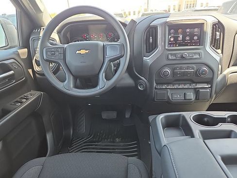 New 2026 Chevrolet Silverado 1500 Custom RWD image 9