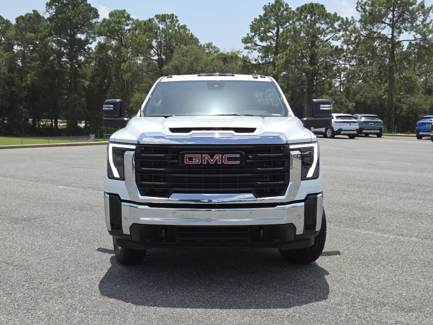 New 2026 GMC Sierra 2500 Pro w/ 1SA Pro Safety Plus Package AWD/4WD image 12
