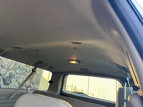 Used 2005 Ford Excursion Limited image 34