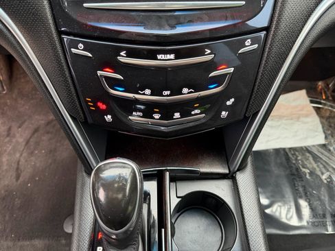 Used 2019 Cadillac XTS Luxury image 14