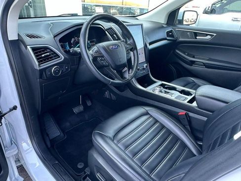Used 2022 Ford Edge SEL image 8