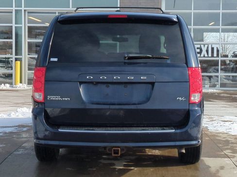 Used 2013 Dodge Grand Caravan R/T w/ Trailer Tow Group image 4