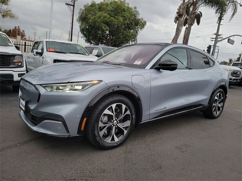 Used 2022 Ford Mustang Mach-E Premium image 27