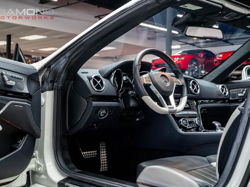 Used 2015 Mercedes-Benz SL 550 image 95