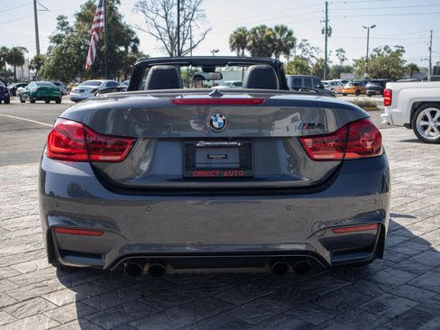 Used 2018 BMW M4 Convertible w/ Competition Package RWD image 9