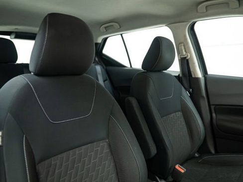 Used 2021 Nissan Kicks S image 12