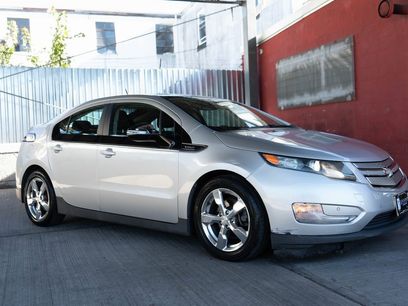 Used 2012 Chevrolet Volt Premium w/ Premium Trim Package