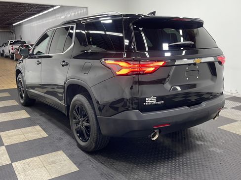 Used 2023 Chevrolet Traverse LT FWD image 15