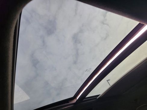 Certified 2023 Volvo XC40 Recharge Ultimate w/ Protection Package Premier image 25