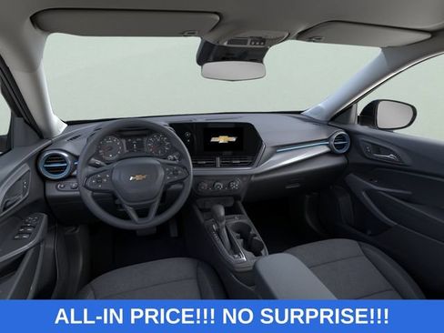 New 2026 Chevrolet Trax LS w/ LS Convenience Package FWD image 9