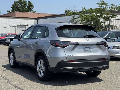 Certified 2024 Honda HR-V LX image 3
