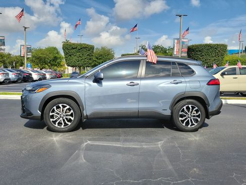 Used 2024 Toyota Corolla Cross AWD Hybrid image 7