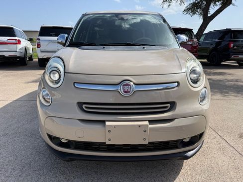Used 2014 FIAT 500L Lounge FWD image 2